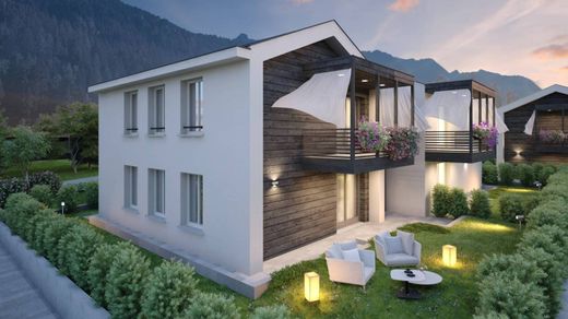 Piso / Apartamento en Temù, Provincia di Brescia