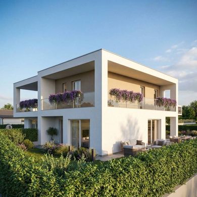 Villa in Montano Lucino, Provincia di Como