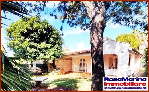 Villa in Ostuni, Provincia di Brindisi