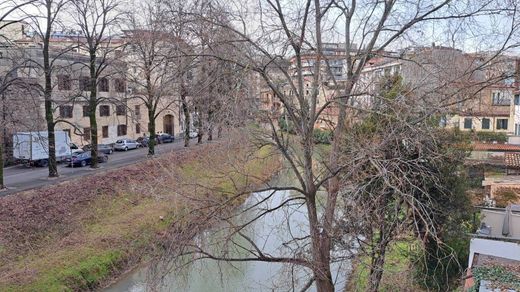 Padova, Provincia di Padovaのアパートメント