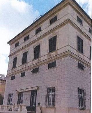 Appartamento a Genova, Liguria