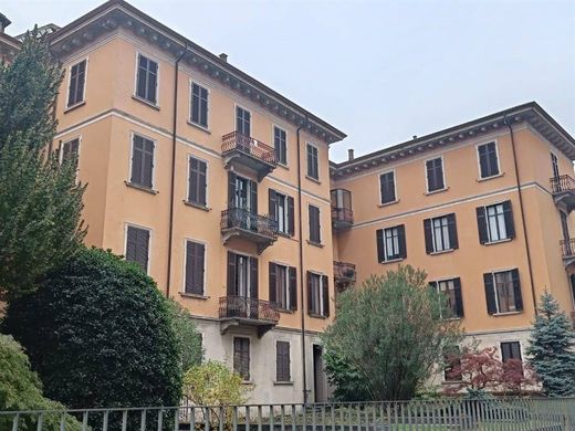 Appartement in Como, Provincia di Como