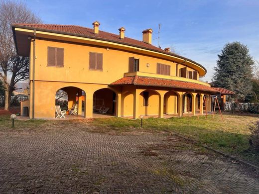 Villa a Dormelletto, Novara