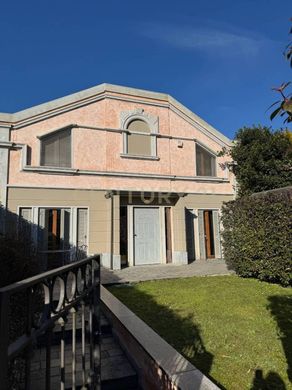 ‏וילה ב  מילאנו, Città metropolitana di Milano