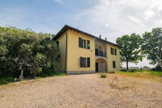 Country House in Budrio, Bologna