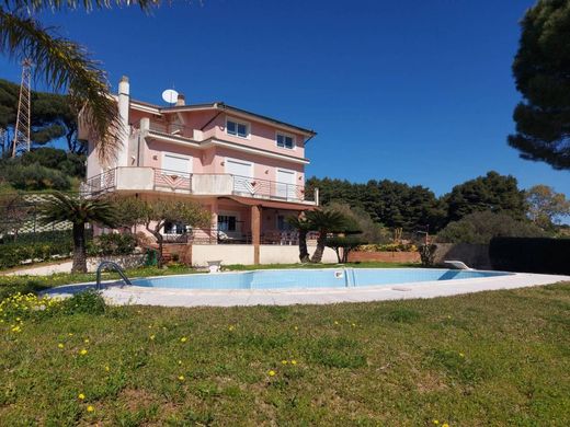 Villa in Messina, Province of Messina
