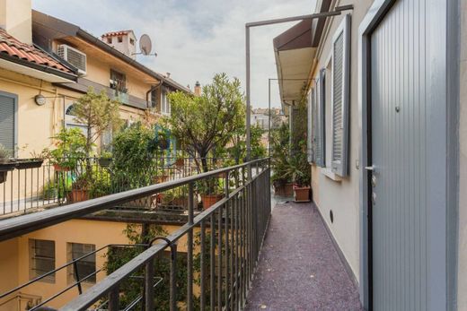 Apartment / Etagenwohnung in Mailand, Lombardei