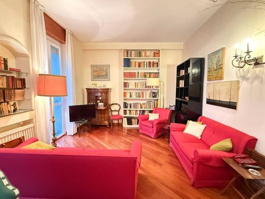 Apartment / Etagenwohnung in Mailand, Lombardei