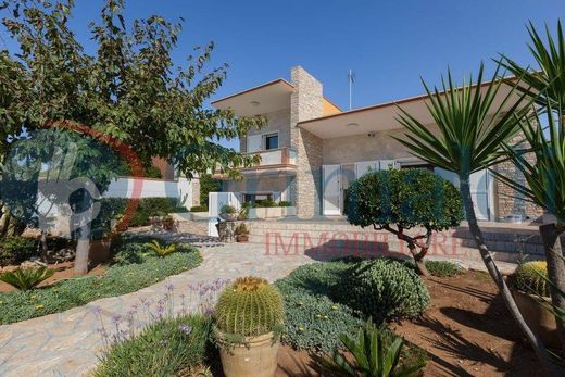 Villa in Alliste, Provincia di Lecce