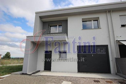 ﻓﻴﻼ ﻓﻲ Sala Bolognese, Bologna