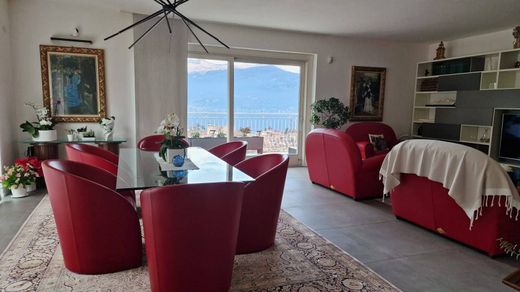 Attico a Germignaga, Varese