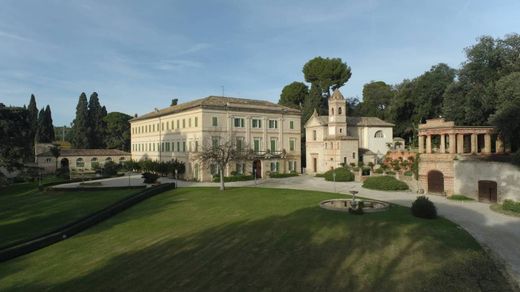 Villa Cupra Marittima, Ascoli Piceno ilçesinde