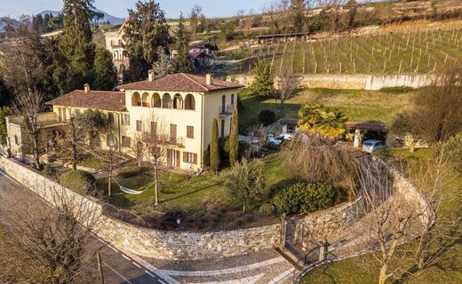 Villa in Cenate di Sotto, Provincia di Bergamo