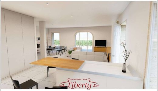 Διαμέρισμα σε Viareggio, Provincia di Lucca