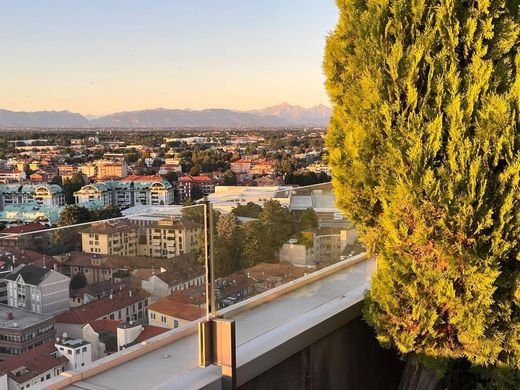 Пентхаус, Леньяно, Милан