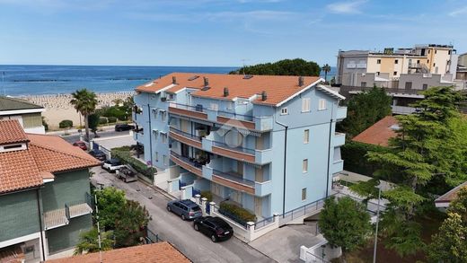Penthouse à Roseto degli Abruzzi, Provincia di Teramo