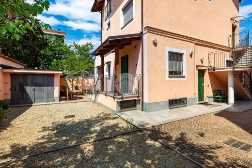 Apartment in Collegno, Turin