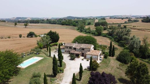 منزل ريفي ﻓﻲ San Costanzo, Provincia di Pesaro e Urbino