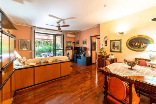 Διαμέρισμα σε Μιλάνο, Città metropolitana di Milano