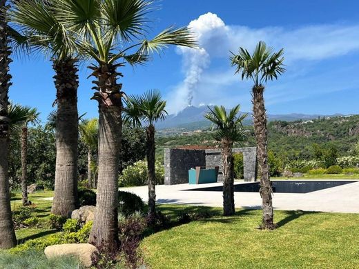 Villa in Fiumefreddo di Sicilia, Catania