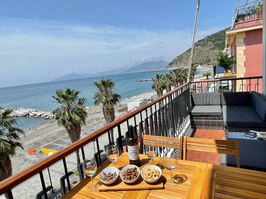 Apartament w Sestri Levante, Provincia di Genova