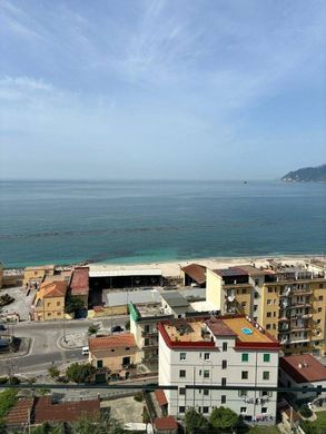 Appartamento a Salerno, Campania