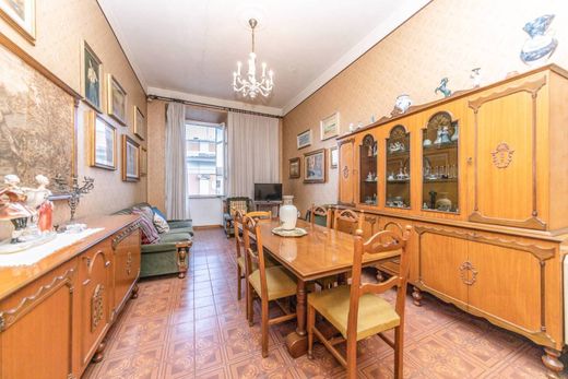 Apartment / Etagenwohnung in Rom, Latium