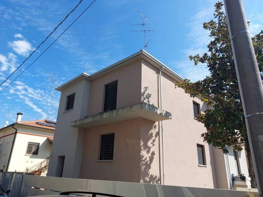 Villa a Imola, Bologna