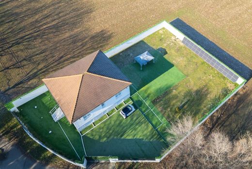 Βίλα σε Arese, Città metropolitana di Milano