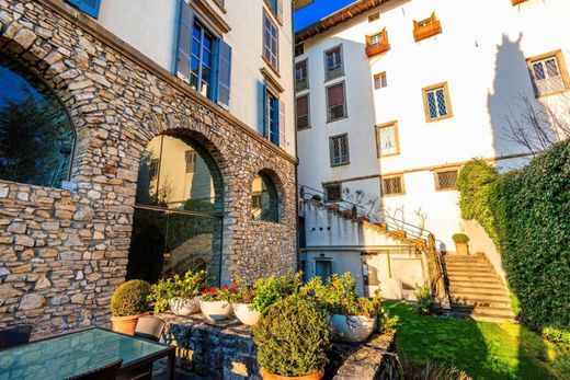 Appartement in Bergamo, Provincia di Bergamo