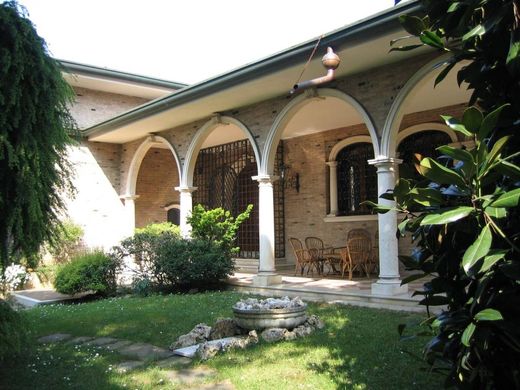 Villa Stra, Venezia ilçesinde