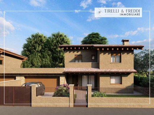 Villa in Rodengo-Saiano, Provincia di Brescia