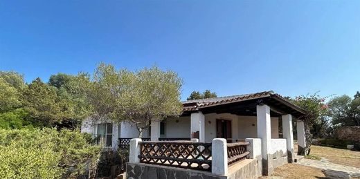 Willa w Murta Maria, Provincia di Sassari
