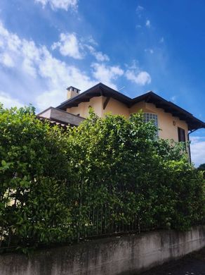 Villa in Alpignano, Turin