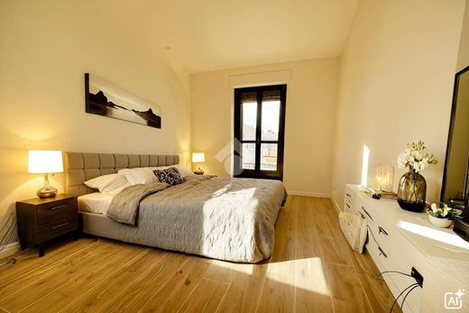 빌라 / La Loggia, Torino