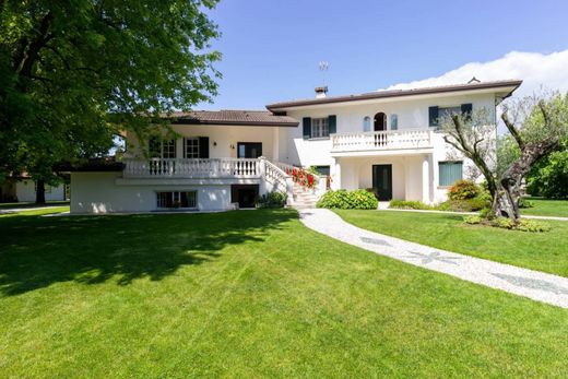 Villa in Pordenone, Province of Pordenone