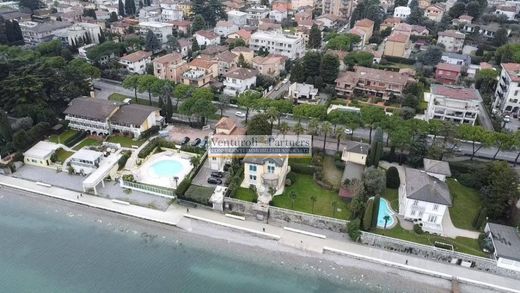 Cobertura - Desenzano del Garda, Provincia di Brescia