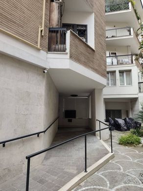 Apartment in Rome, Latium