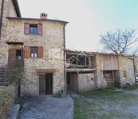 郊区住宅  Pratovecchio Stia, 阿雷佐省