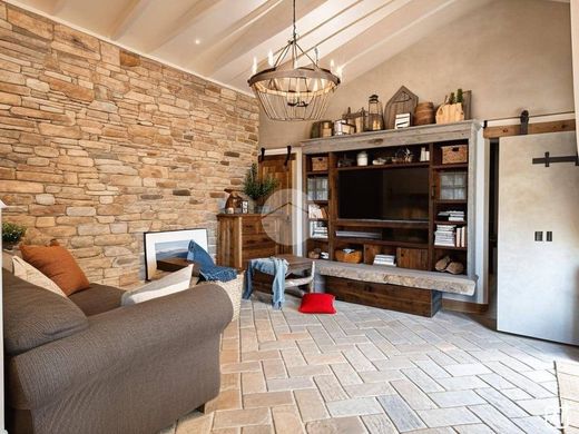 테라스 하우스 / Rimini, Provincia di Rimini