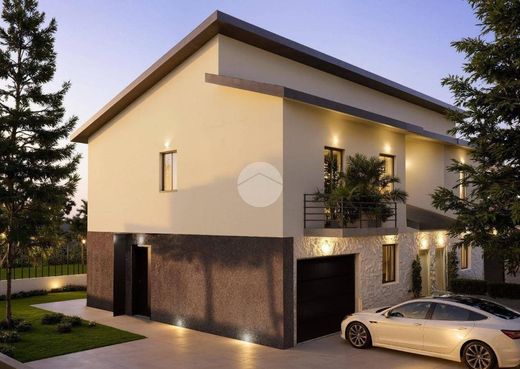 Villa in Rivalta di Torino, Turin