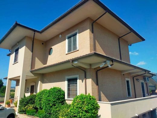 ‏וילה ב  Oricola, Provincia dell' Aquila