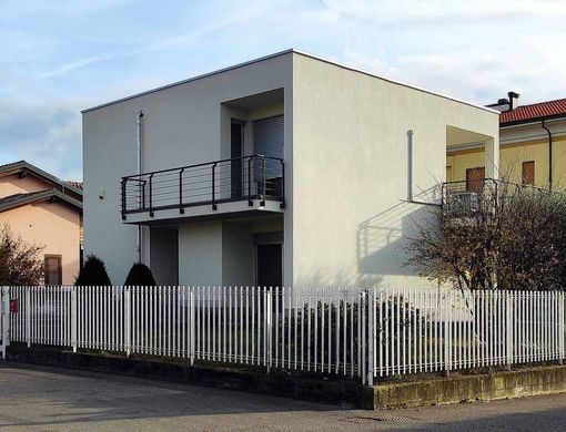 Вилла, Turate, Provincia di Como