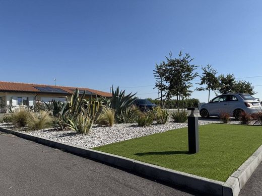 Villa Beccacivetta-Azzano, Verona ilçesinde