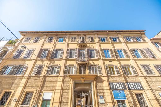 Apartment / Etagenwohnung in Frascati, Rom