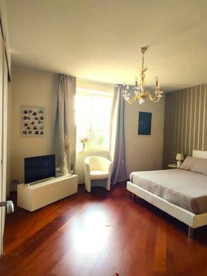 Villa in Grinzane Cavour, Provincia di Cuneo