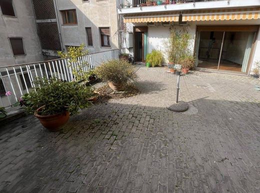 Apartment / Etagenwohnung in Padua, Venetien