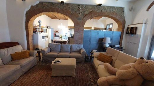 빌라 / Quarrata, Provincia di Pistoia