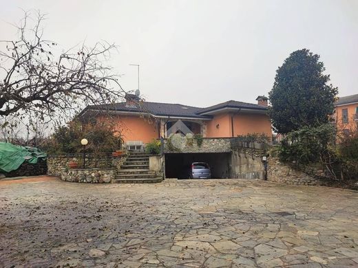 Villa in Viguzzolo, Provincia di Alessandria