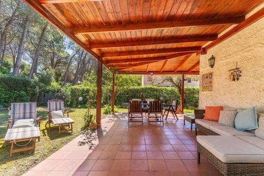 Maison mitoyenne à Pula, Provincia di Cagliari